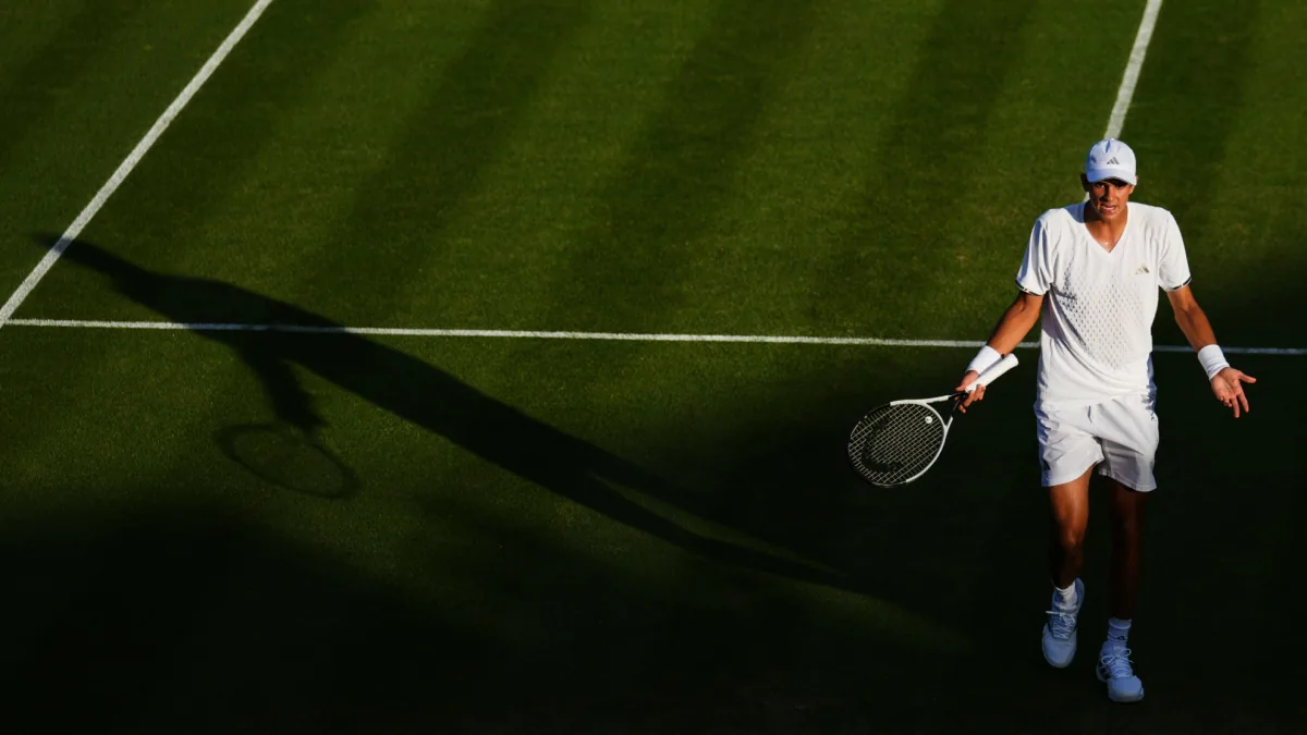 Londres: el partido entre Rafa Jódar y Pablo Carreño-Busta se suspende por falta de luz