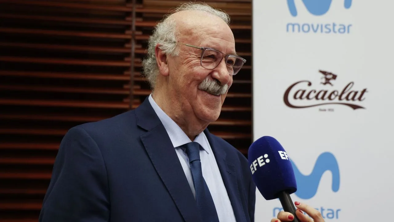 Vicente del Bosque: "Si ganábamos los seis partidos, íbamos a ser campeones del mundo. Se lo dije con un tono seco, frío, sobrio y muy salmantino" - La Razón
