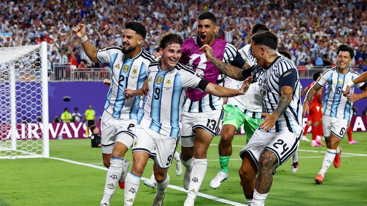 Un golazo de Julián en la prórroga mete a Argentina en semis ante una Suiza con 10