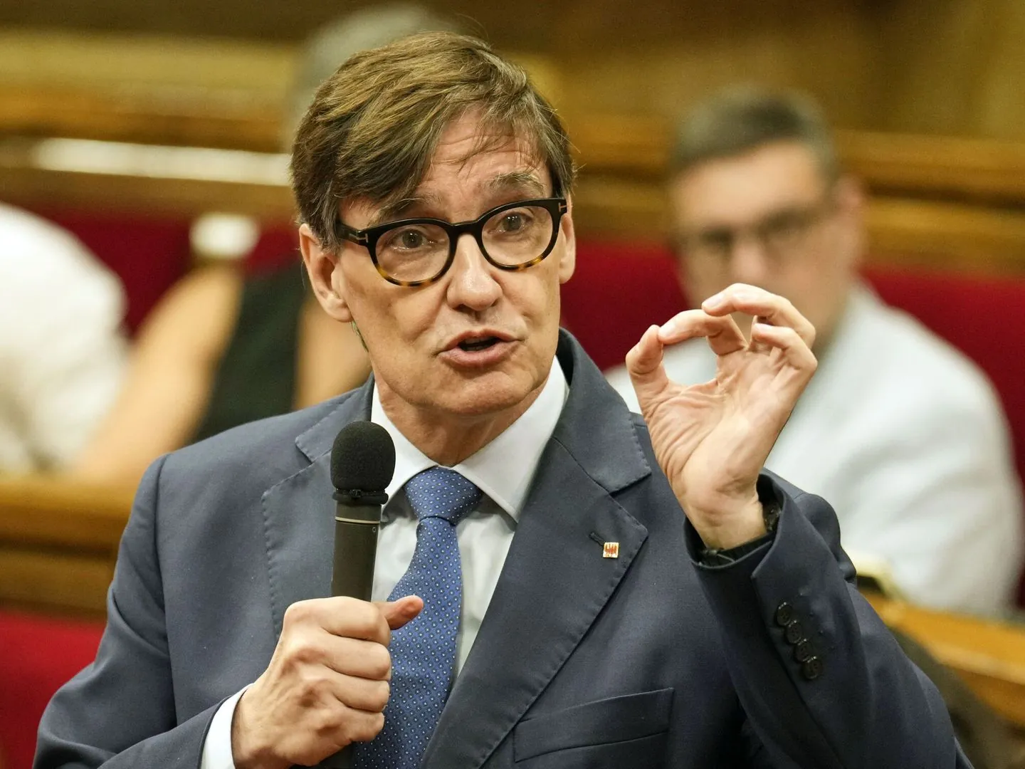 Foto: El presidente catalán Salvador Illa en el Parlament (EFE).